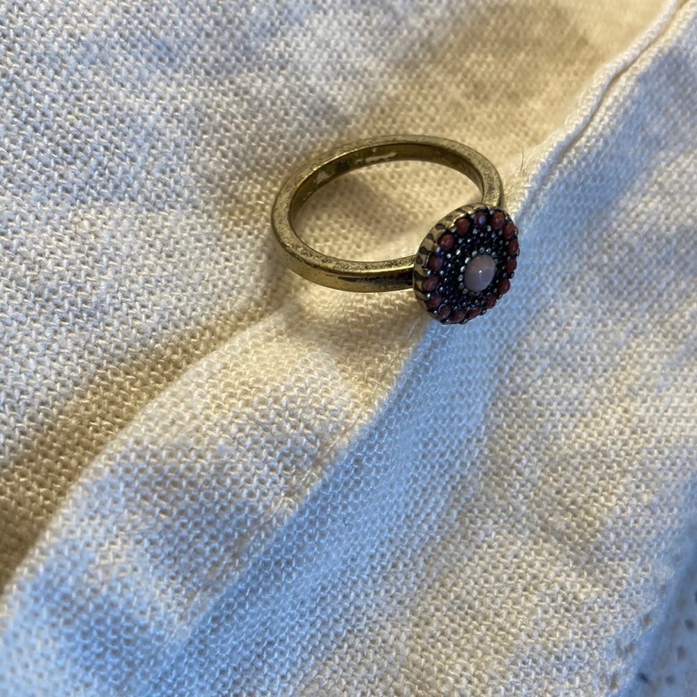 Flower Ring - Picture 6 of 9